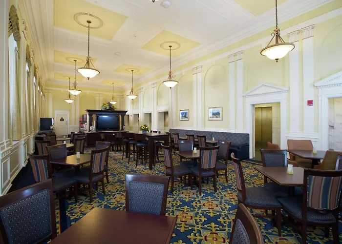 Hampton Inn & Suites Providence Downtown